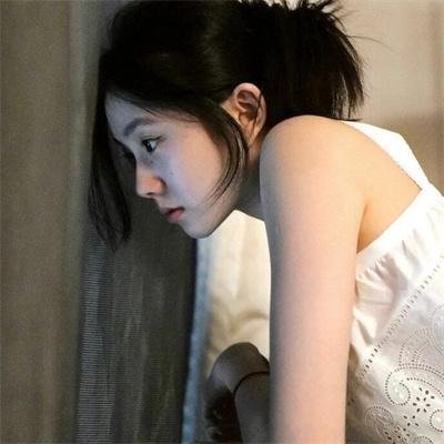 比基尼月亮